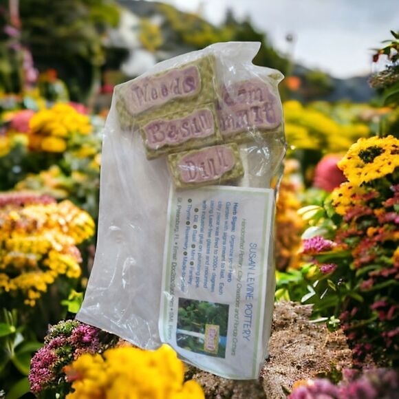 NWT Herb Plant Markers Stakes Garden Basil Dill Weeds Susan Levine Pottery NIP. - Picture 12 of 13
